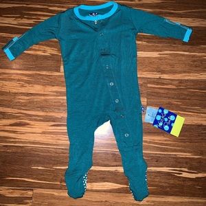 NWT footie kickee pants 0-3 month